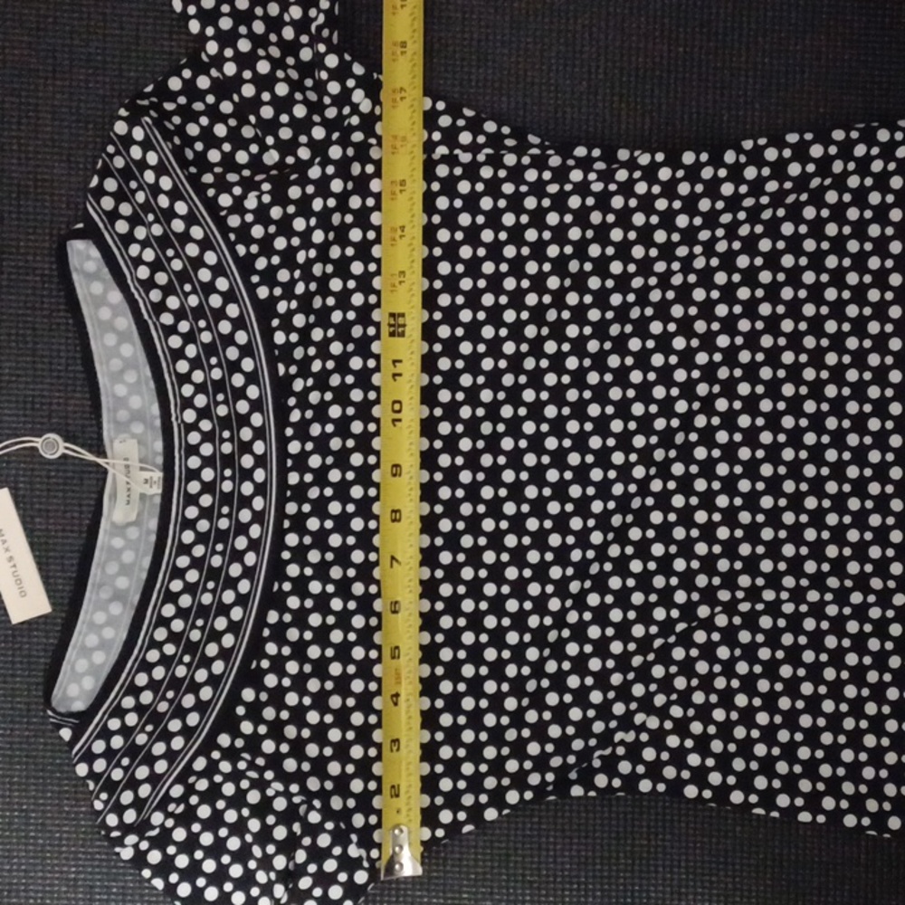 NWT Medium black & white dress, light weight. Special Occasion. Classy. Dressy. - Picture 10 of 16